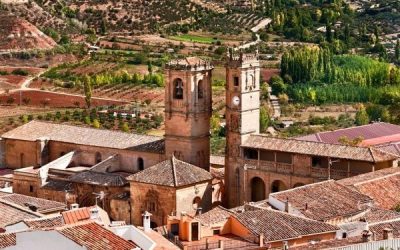 Castilla-La Mancha highlights the olive oil from the Sierra de Alcaraz in Albacete.