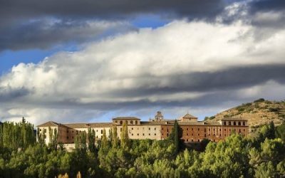 The regional government is collaborating on the restoration of the San Francisco Convent, transforming it into the Honey Interpretation Center and Beekeeping Museum